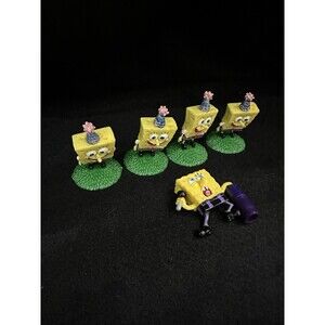 5 Piece SpongeBob Mini Figures With Microphone Or Party Hats